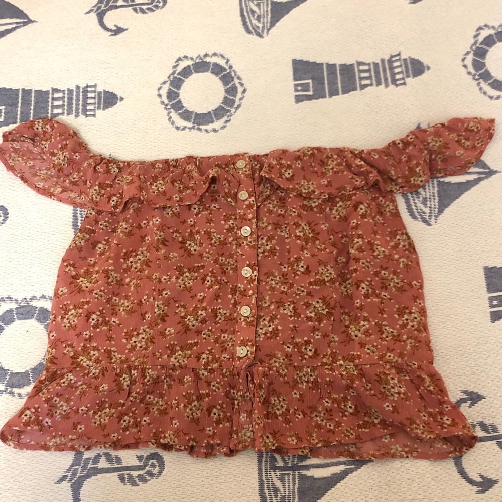 American Eagle Off the Shoulder Floral Top